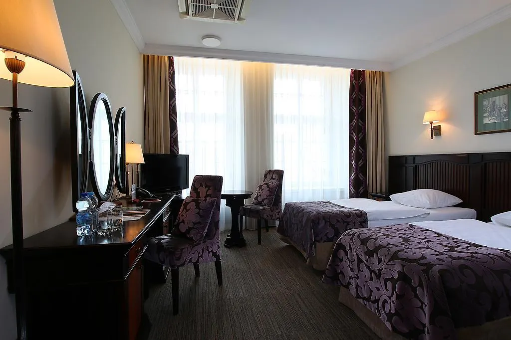 Brovaria Hotel Stary Rynek - Old Town Square Posen