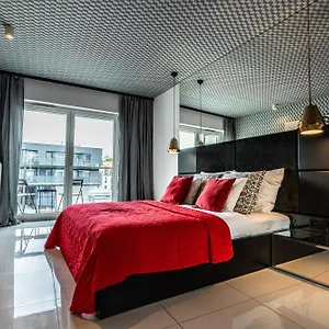 Apartment Homely Place Casa Verona - Stary Rynek - Parking, Poznan
