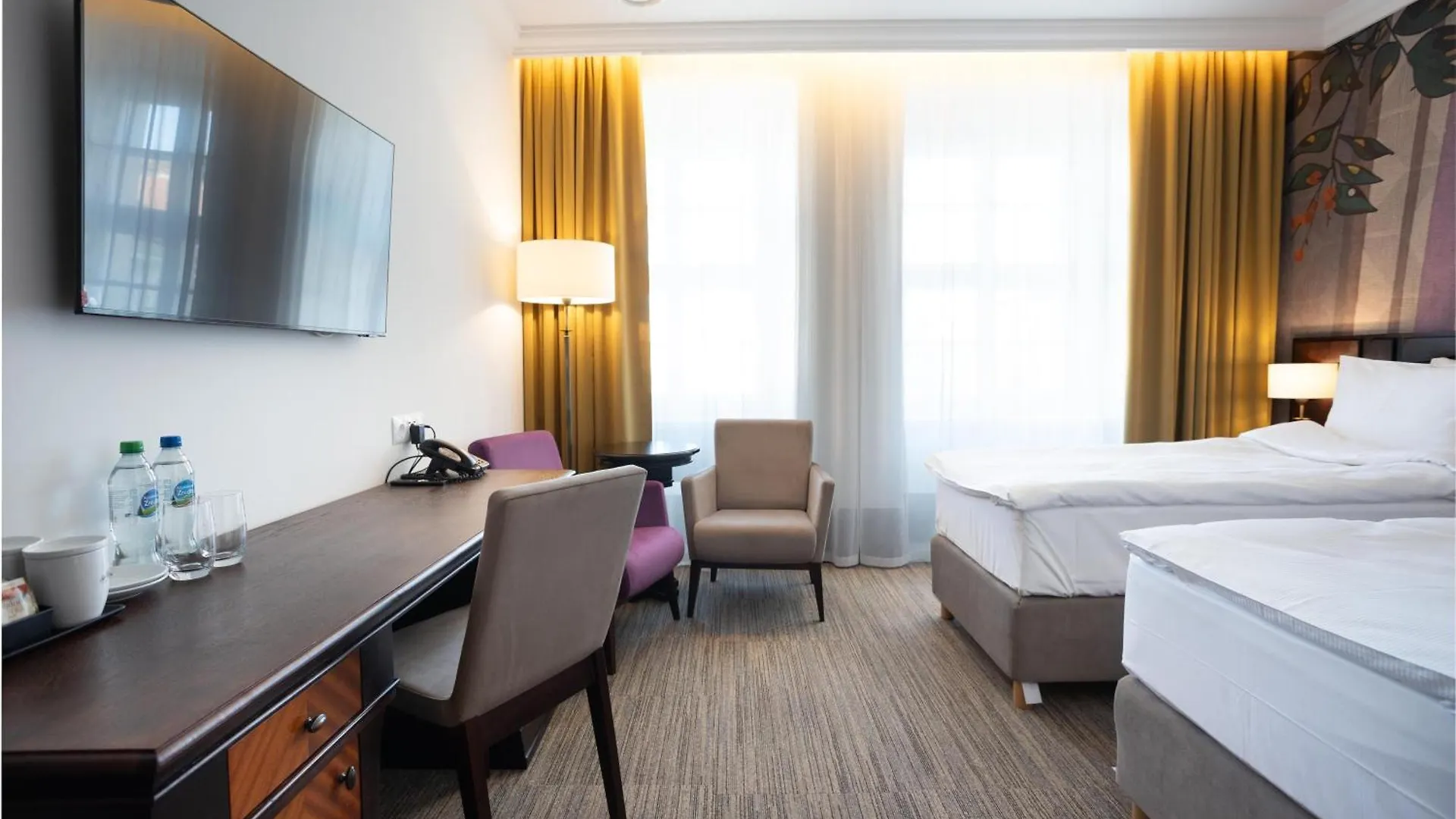 Brovaria Hotel Stary Rynek - Old Town Square بوزنان 3*,